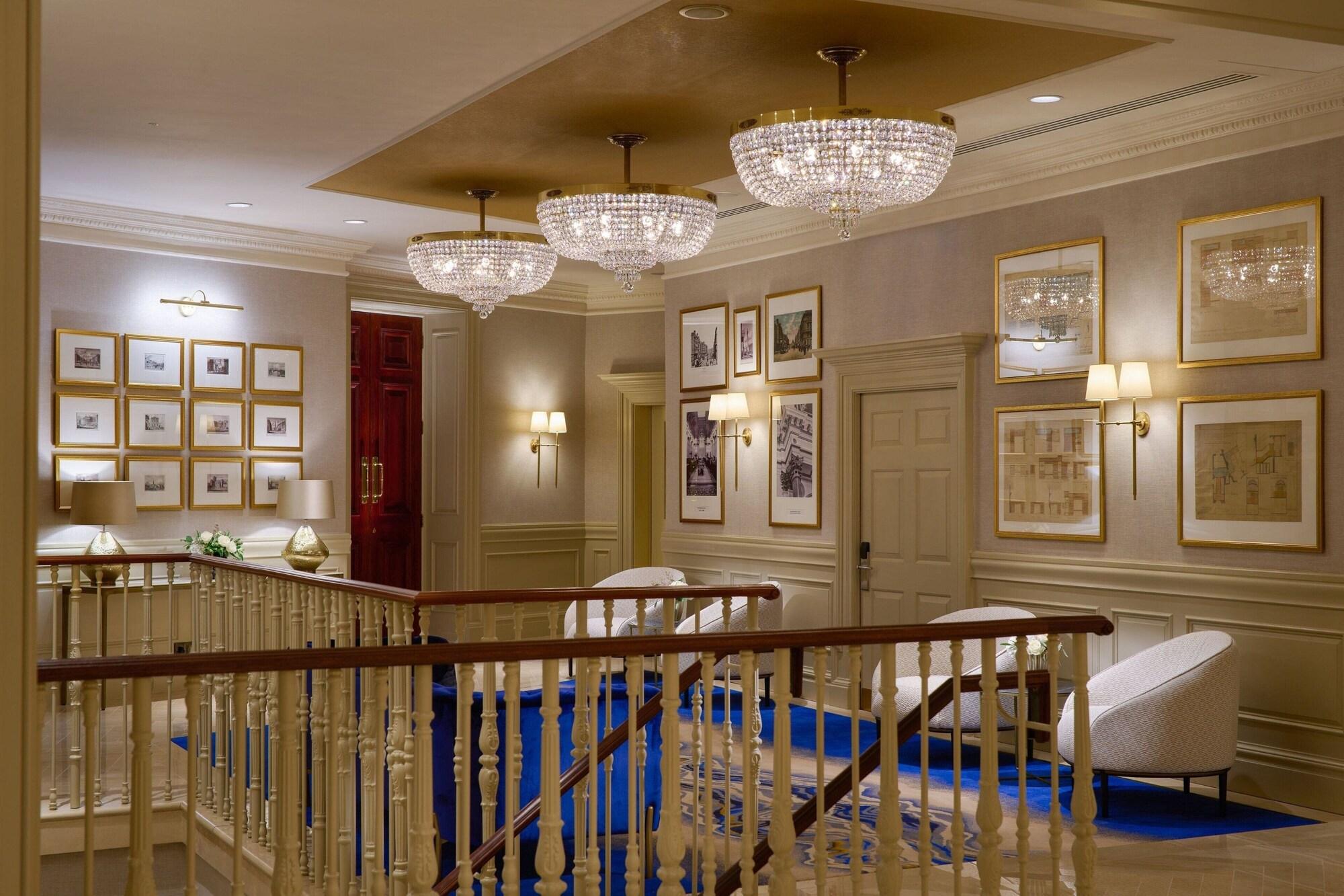 Vista Lobby The College Green Hotel Dublin, Autograph Collection