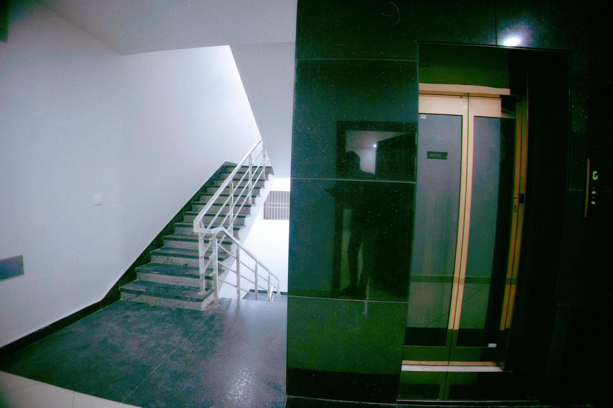 Varios THE LOTUS PARK