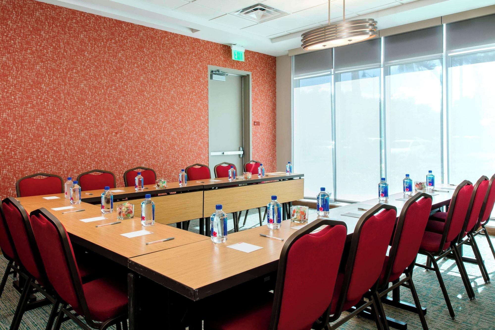 Sala de Reuniones TownePlace Suites by Marriott Miami Homestead