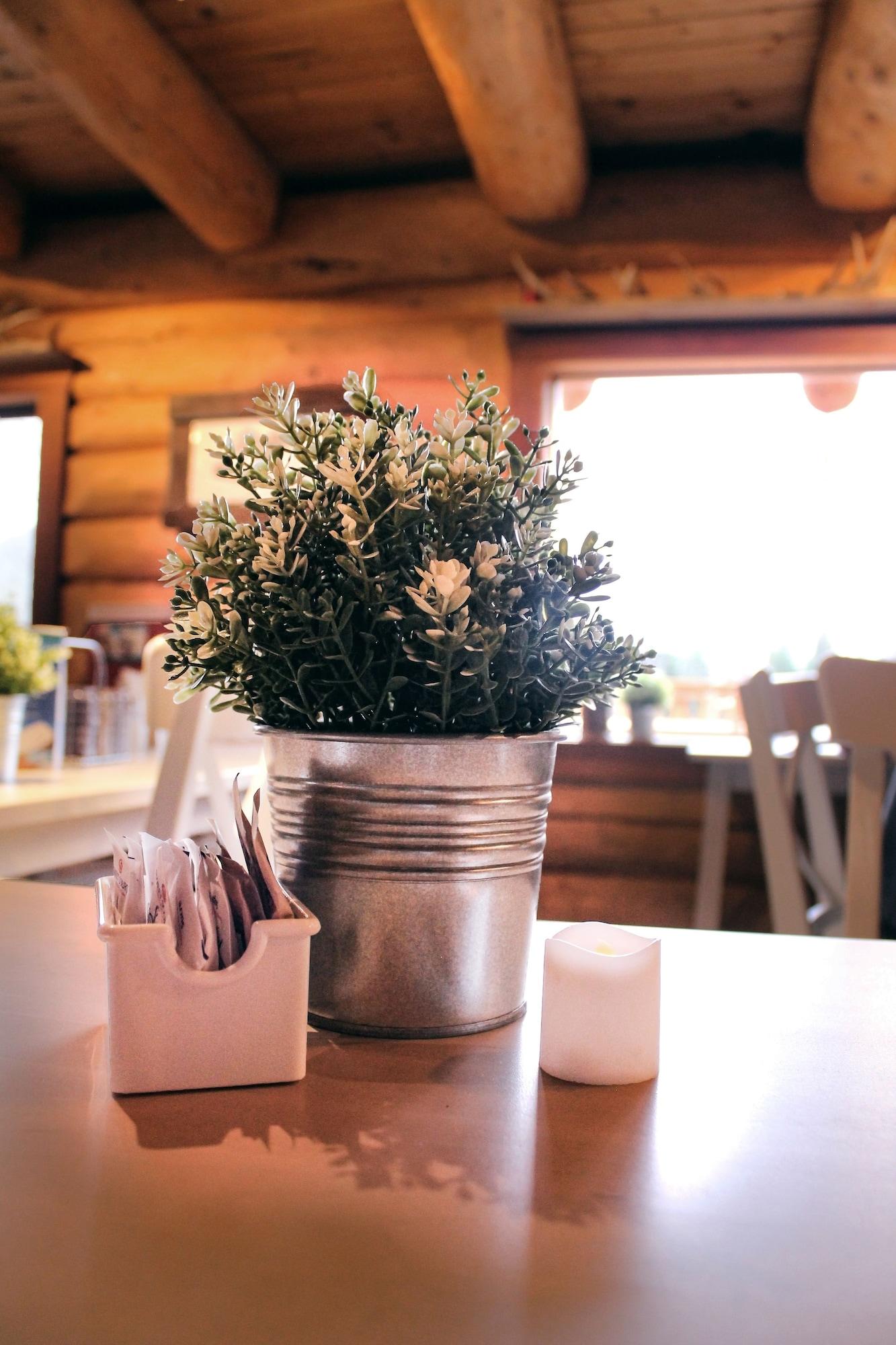 Restaurant Rock Lake Lodge