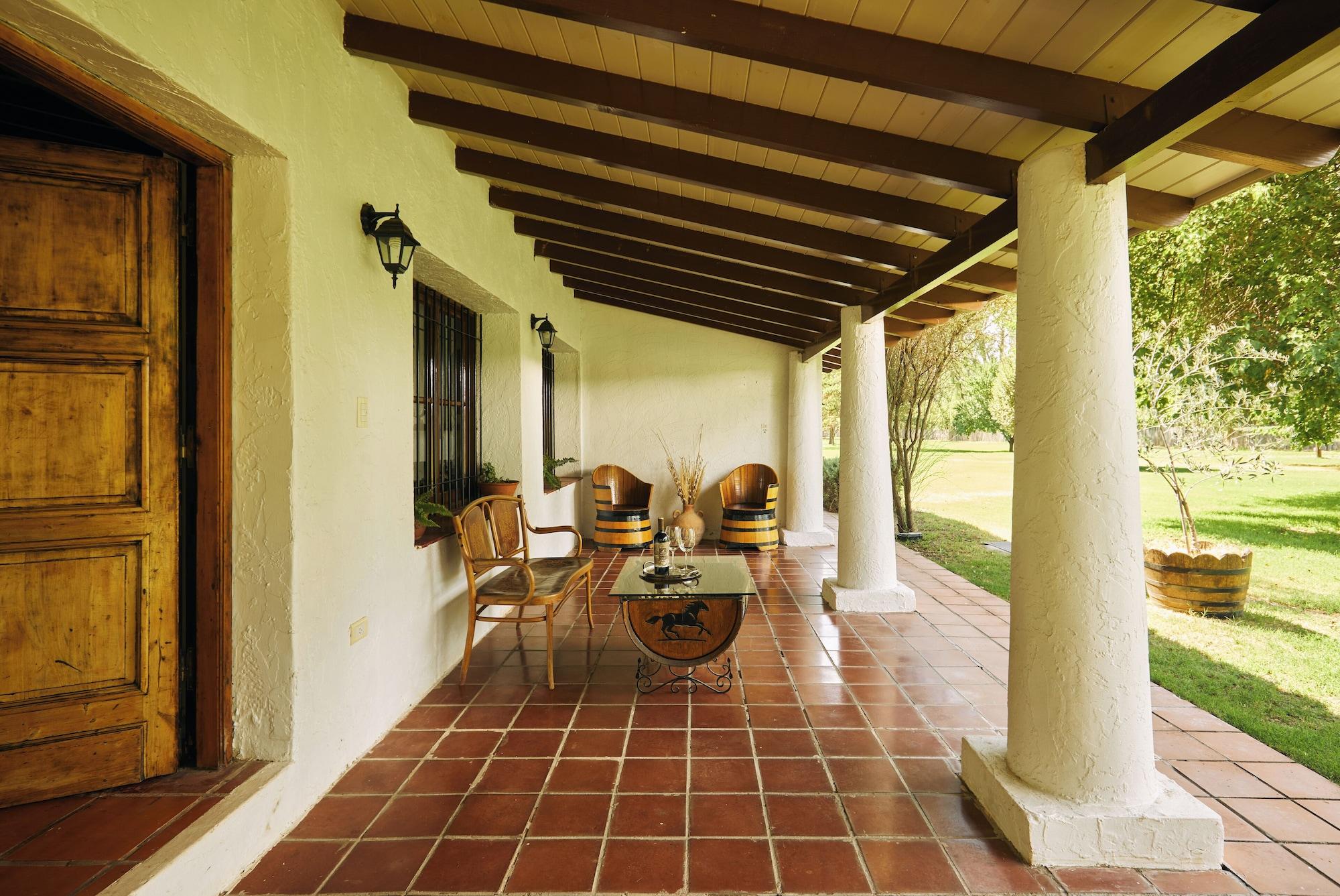Vista Exterior Posada La Celia