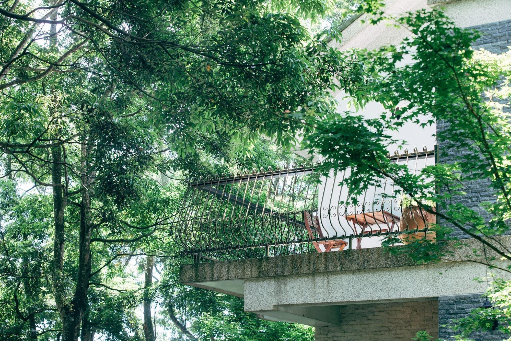 Equipamiento de Habitación Lvbolang by REINDEER, Sanyi