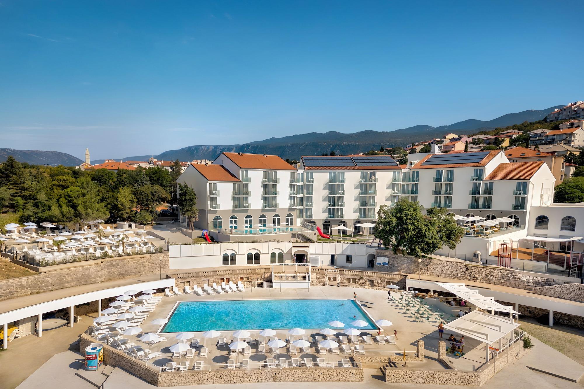 Vista Exterior Aminess Vival Lišanj Family Hotel