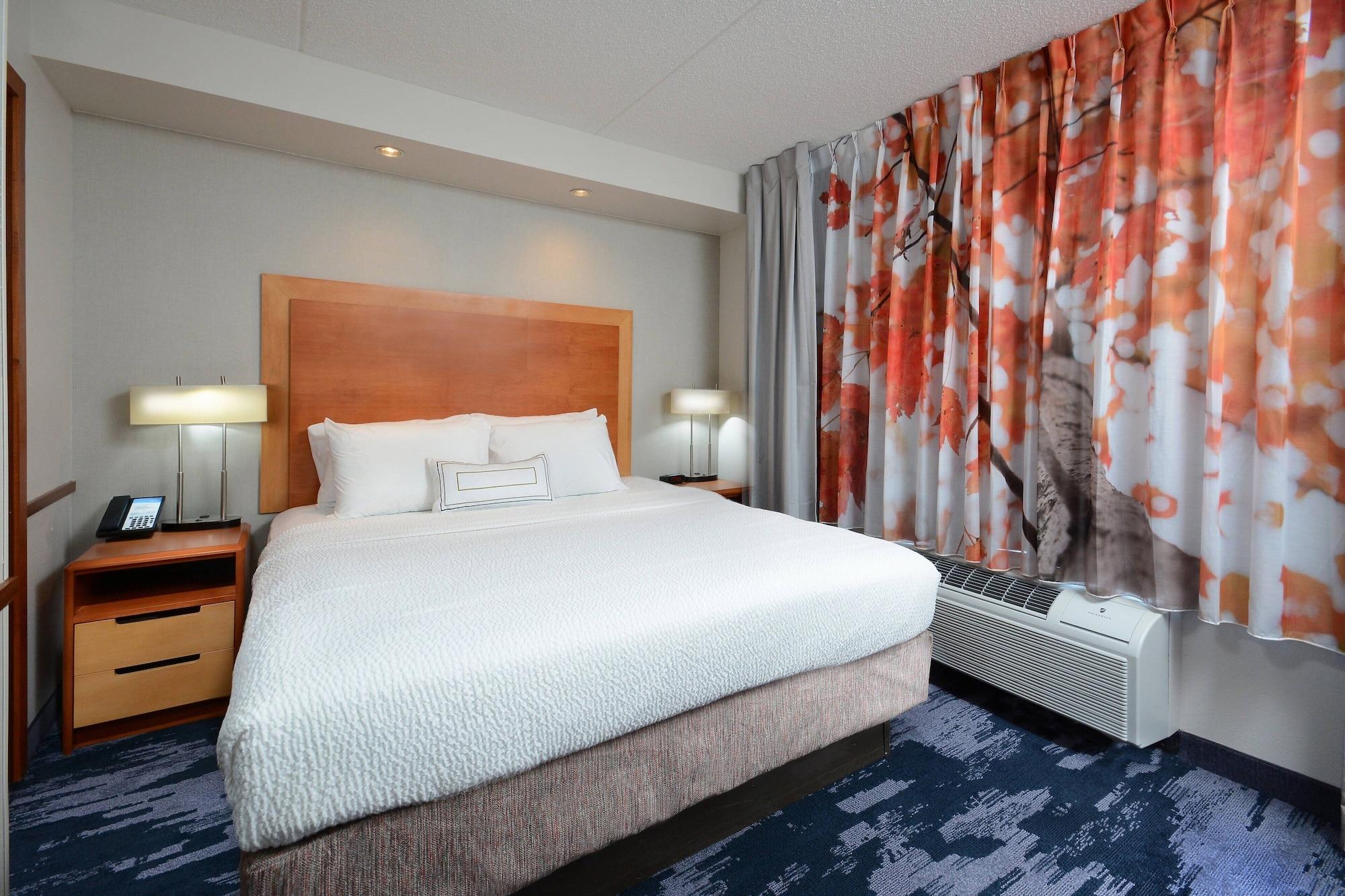 Habitación Fairfield Inn & Suites by Marriott Charlottesville North