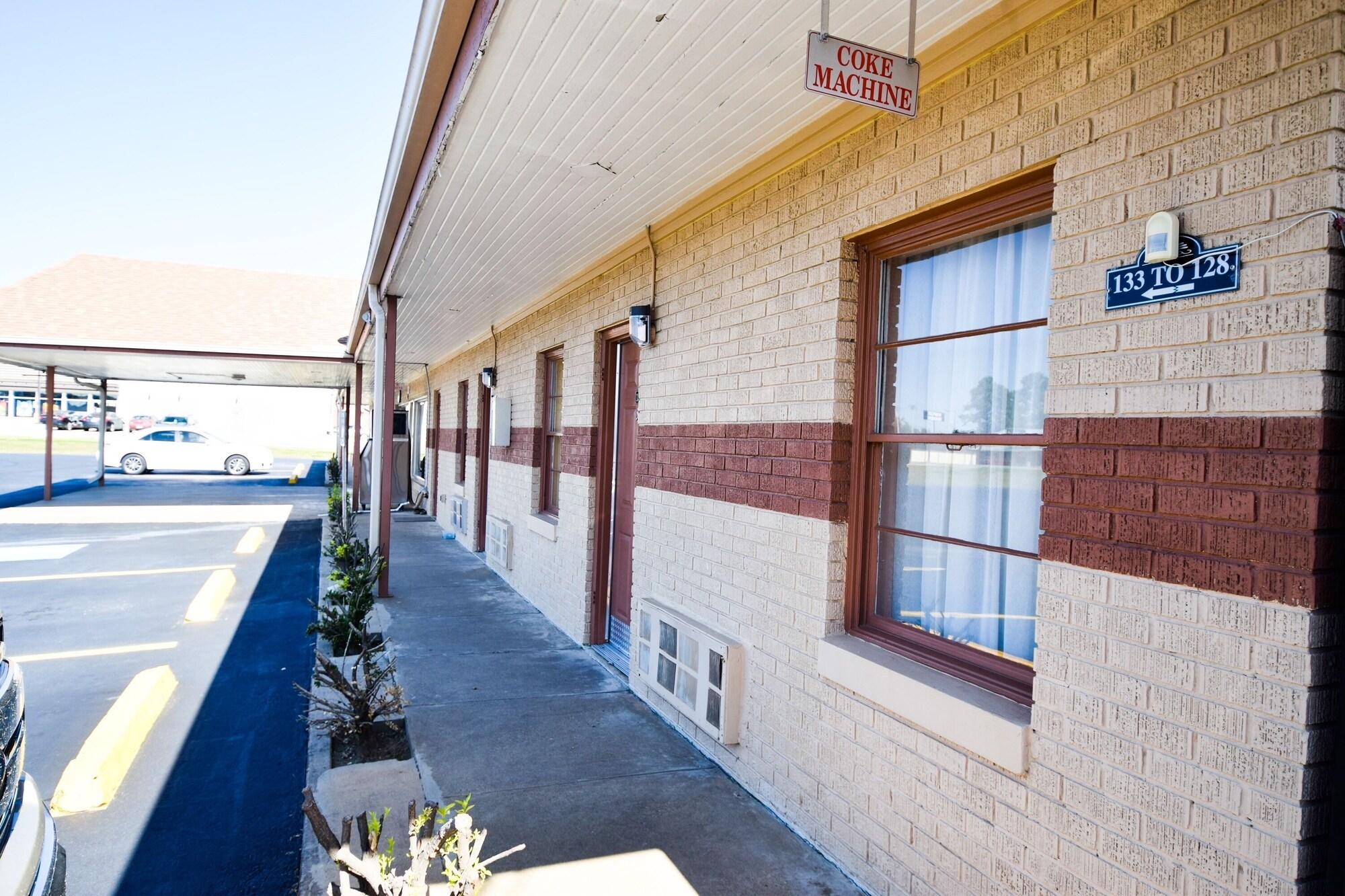 Varios Economy Inn Beebe