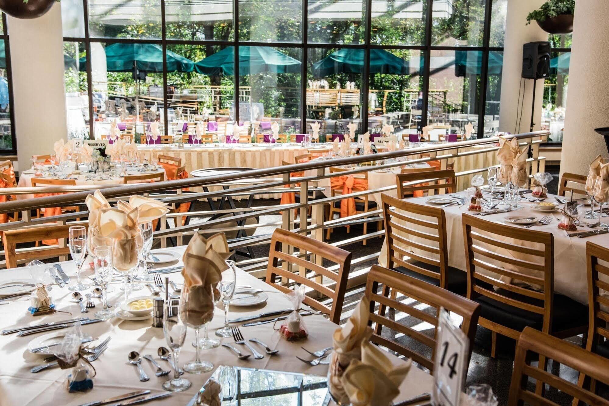 Restaurant Oak Ridge International Hotel & Conf Cen