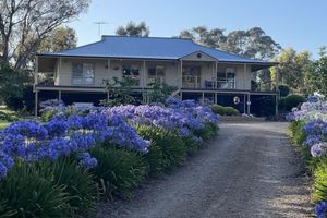 Alquiler Vacacional - Rockridge, apartment pet friendly semi rural farm stay Set amongst tall gums