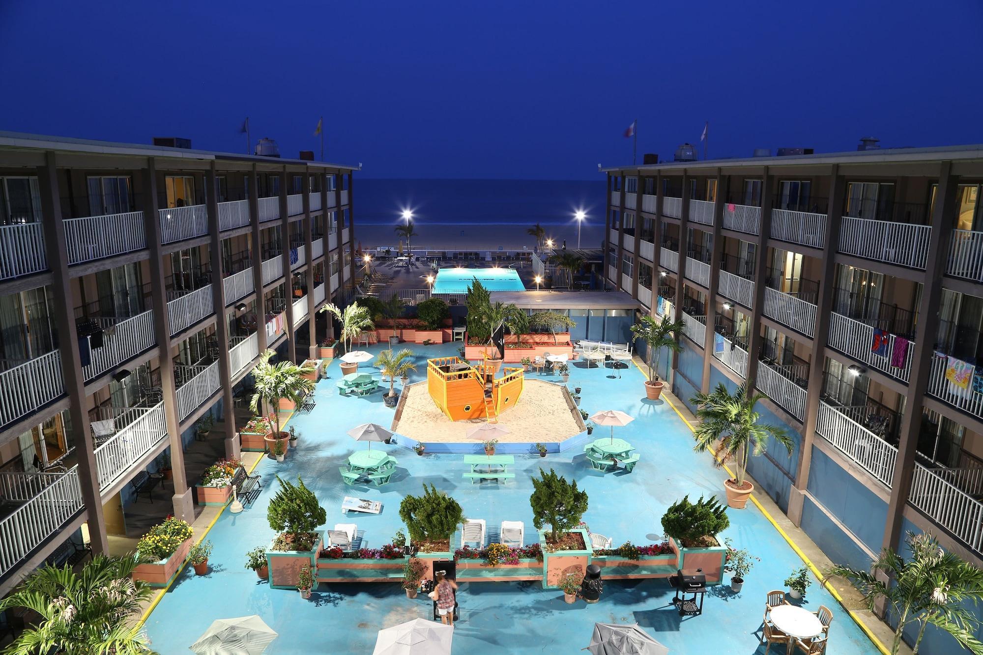 Vista Exterior Flagship Oceanfront Hotel