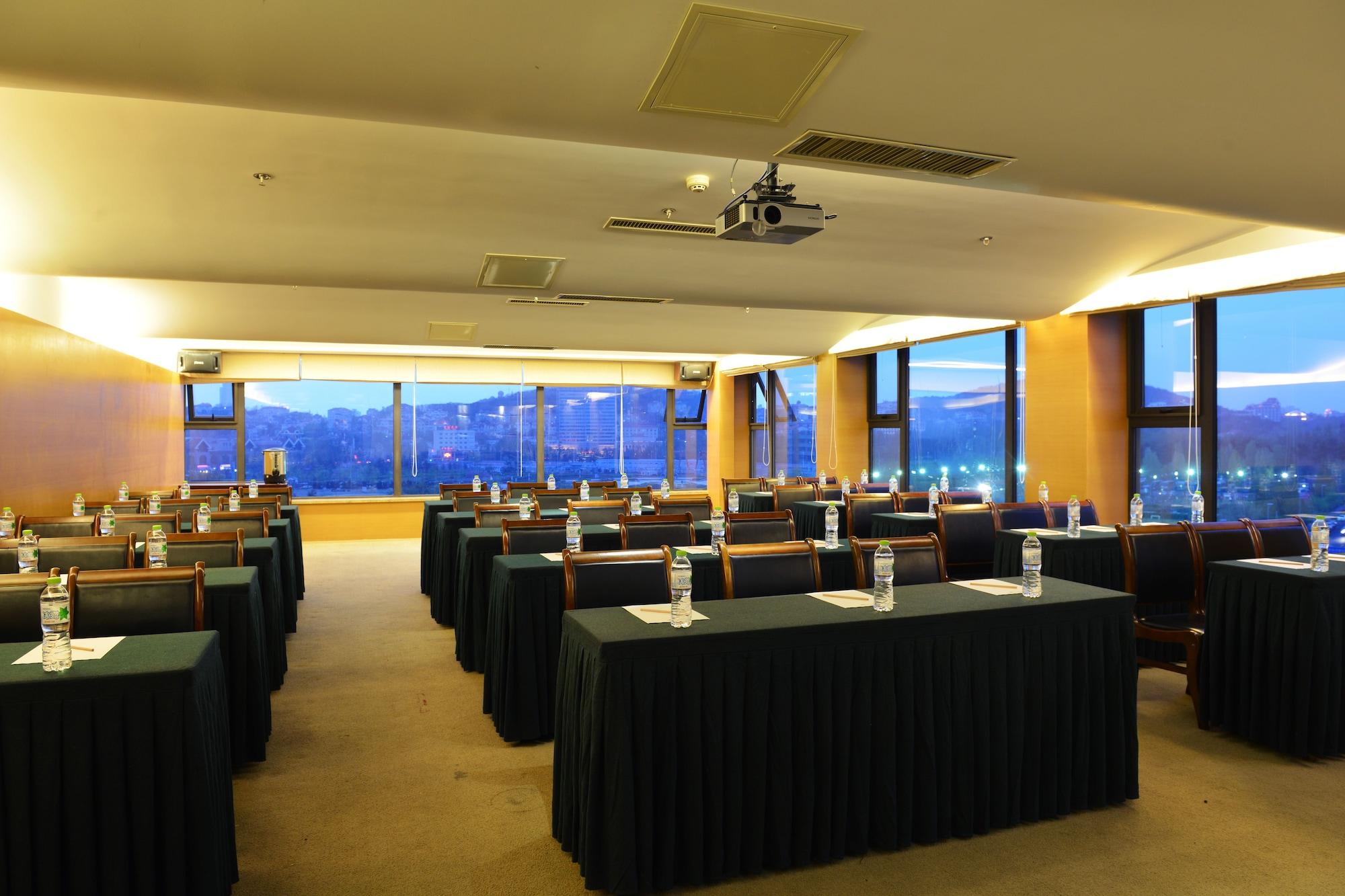 Sala de Reuniones Qingdao Wushengguan Holiday Hotel