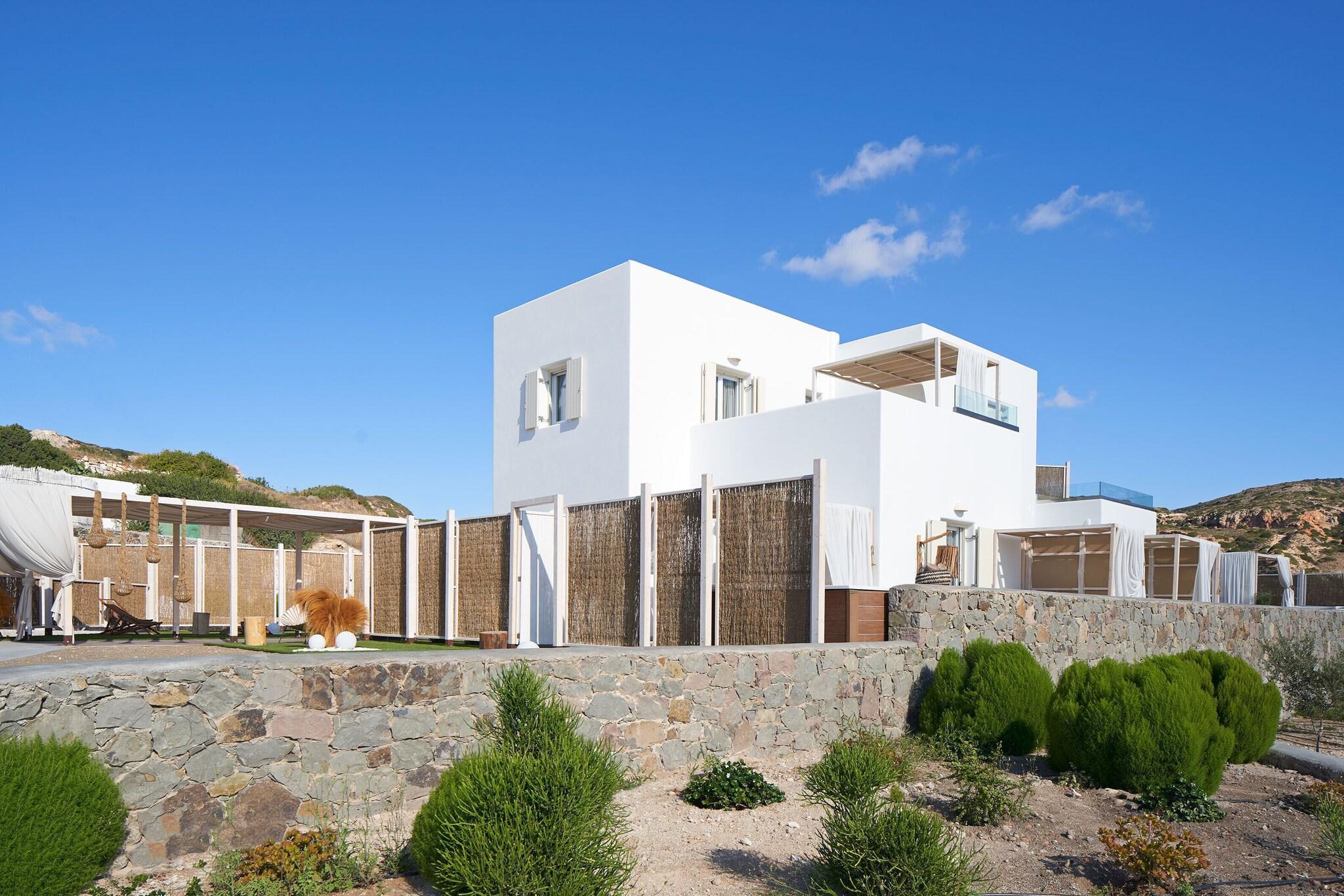 Vista Exterior Volcano Luxury Suites Milos - Adults Only