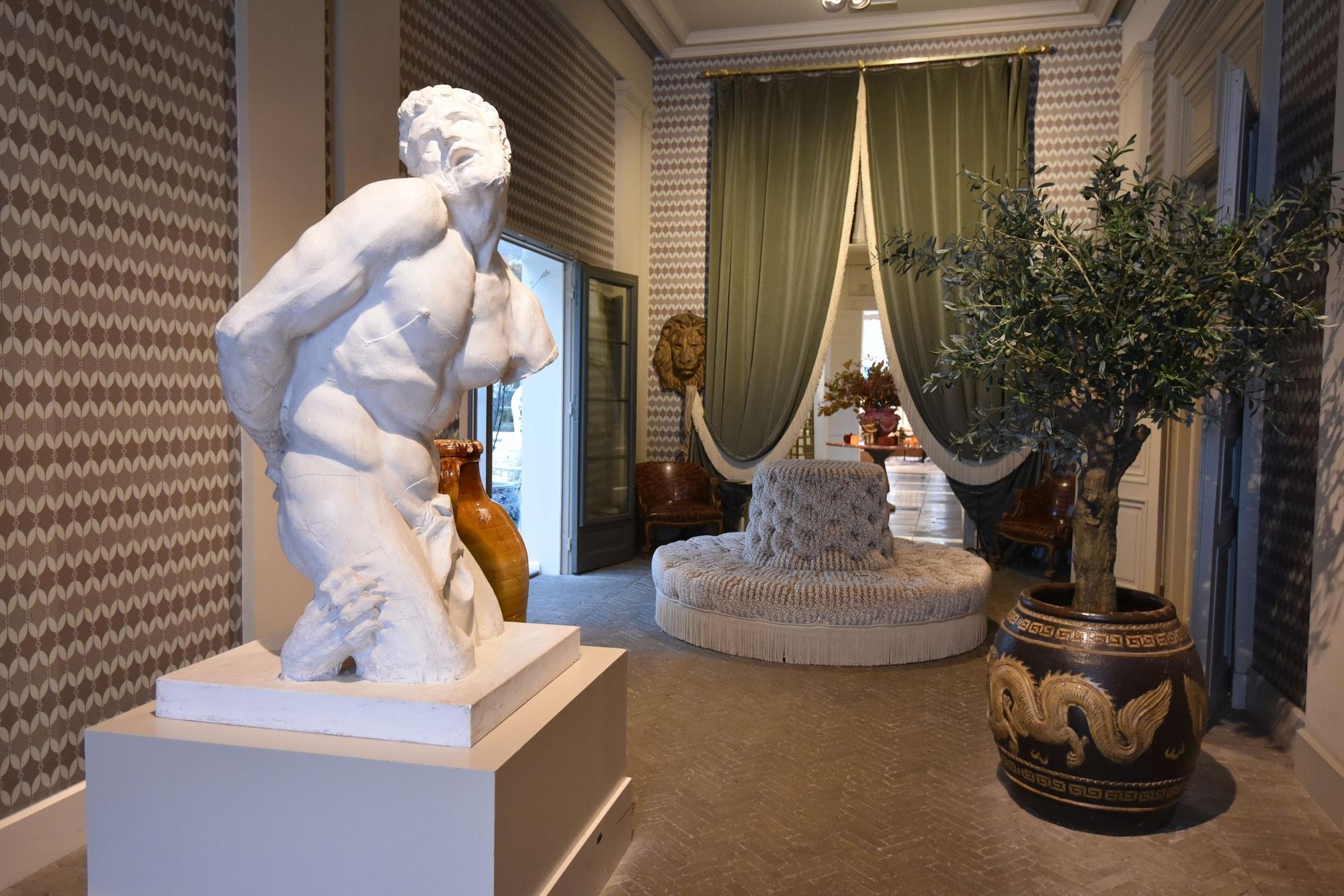 Vista Lobby Hotel Van Cleef