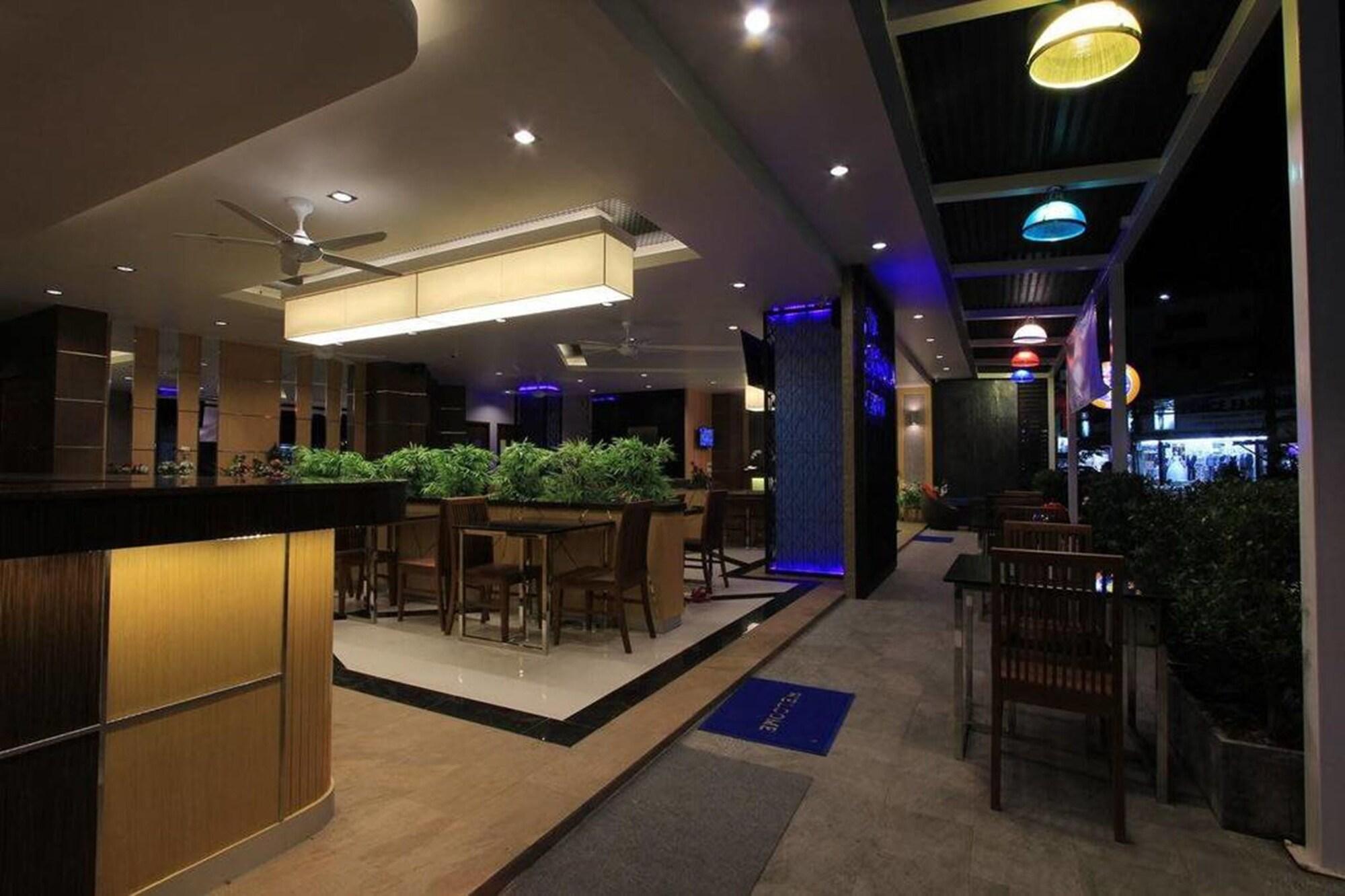 Bar/Salón The Crystal Beach Hotel