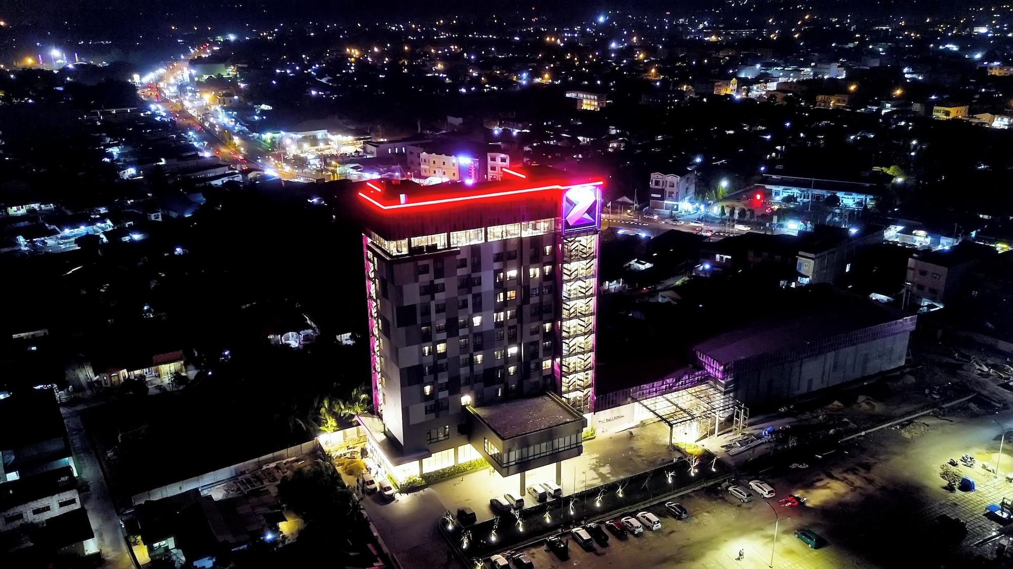 Vista Exterior The Zuri Dumai