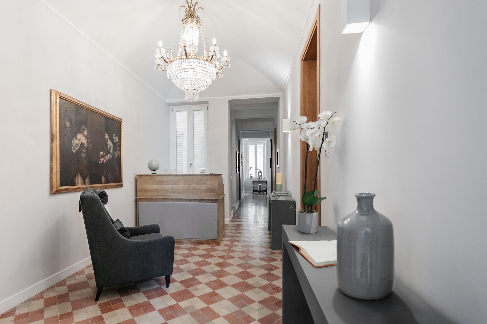 Vista Lobby Euterpe L.H.T.