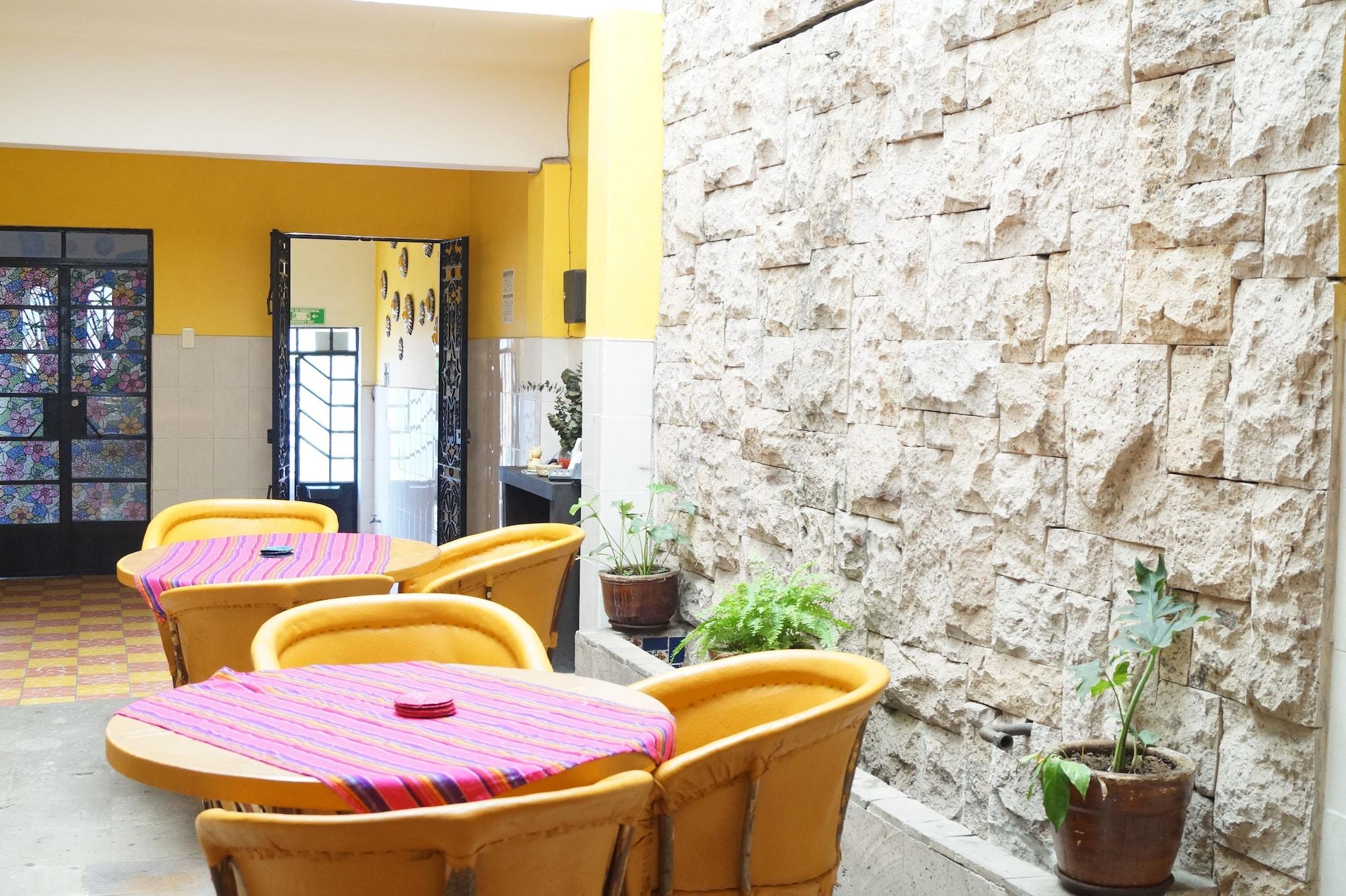 Restaurant Casa de los Soles B&B Hostel