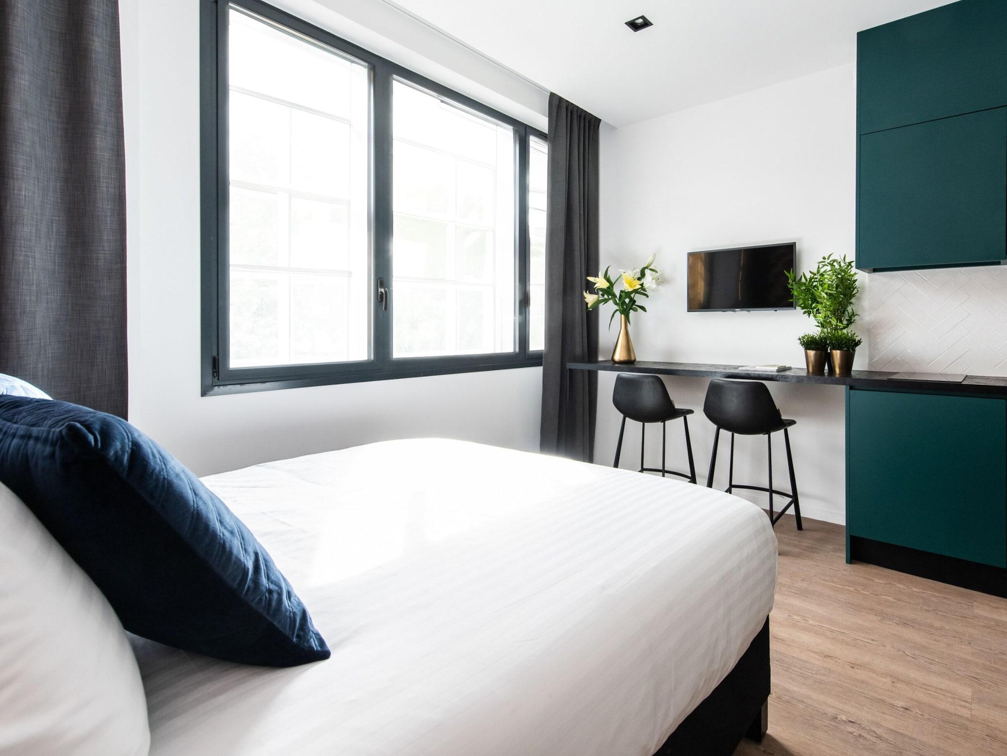 Varios YAYS Paris Issy by Numa