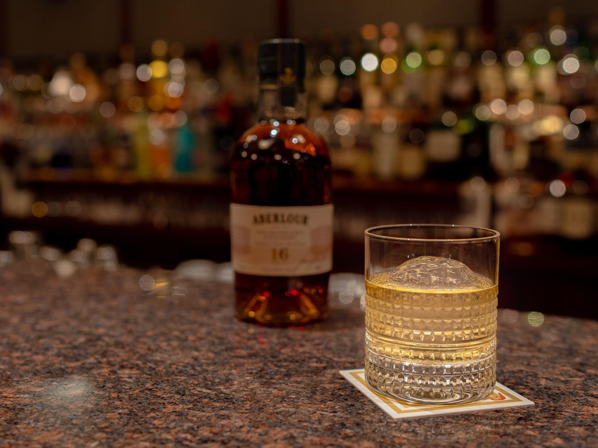 Bar/Salón Keio Plaza Hotel Hachioji