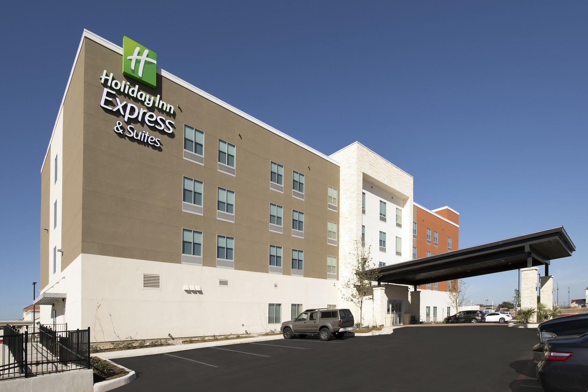 Vista Exterior Holiday Inn Express & Suites San Antonio North - Windcrest by IHG