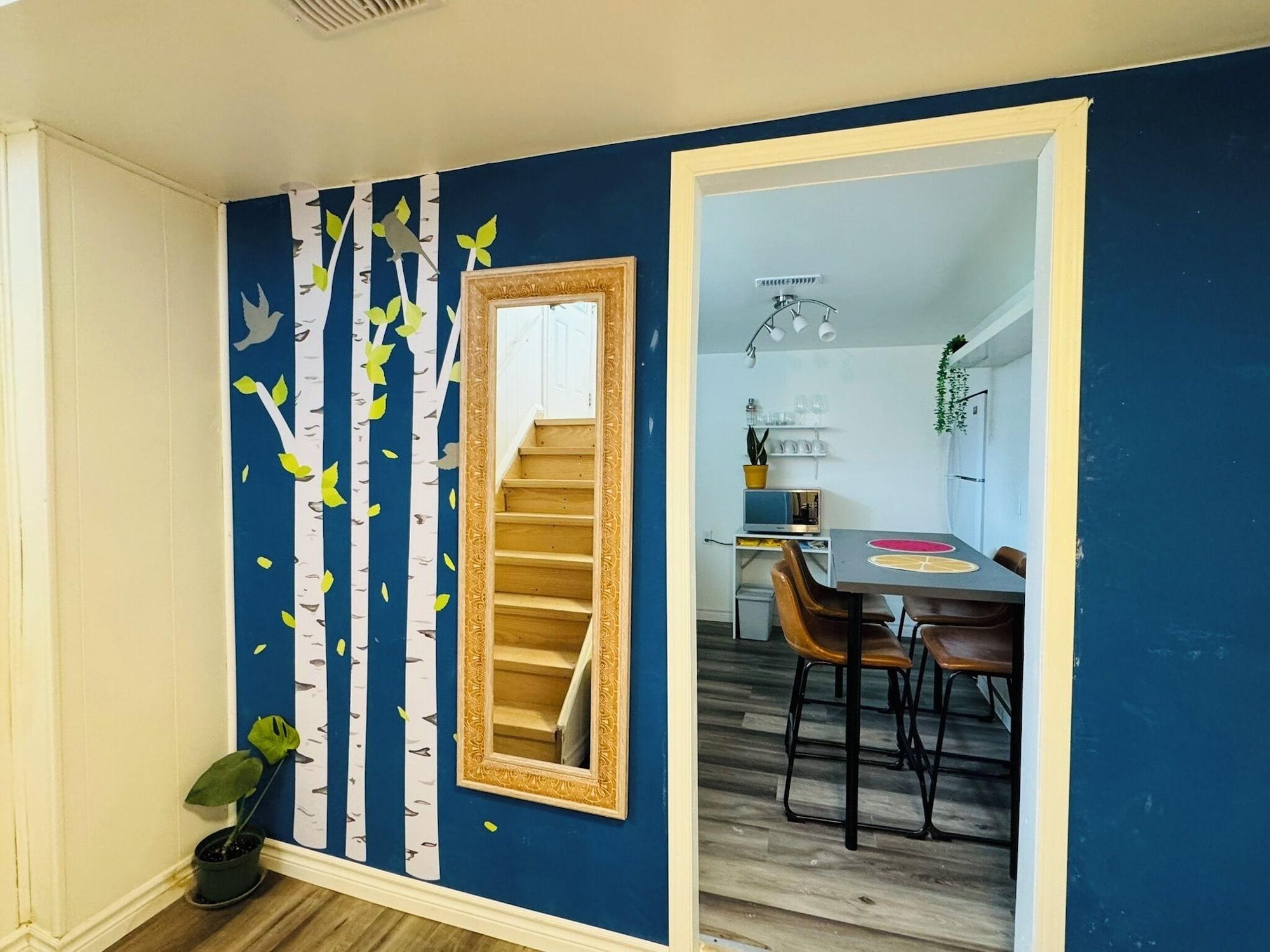 Restaurant Sunrise BnB with Free Parking