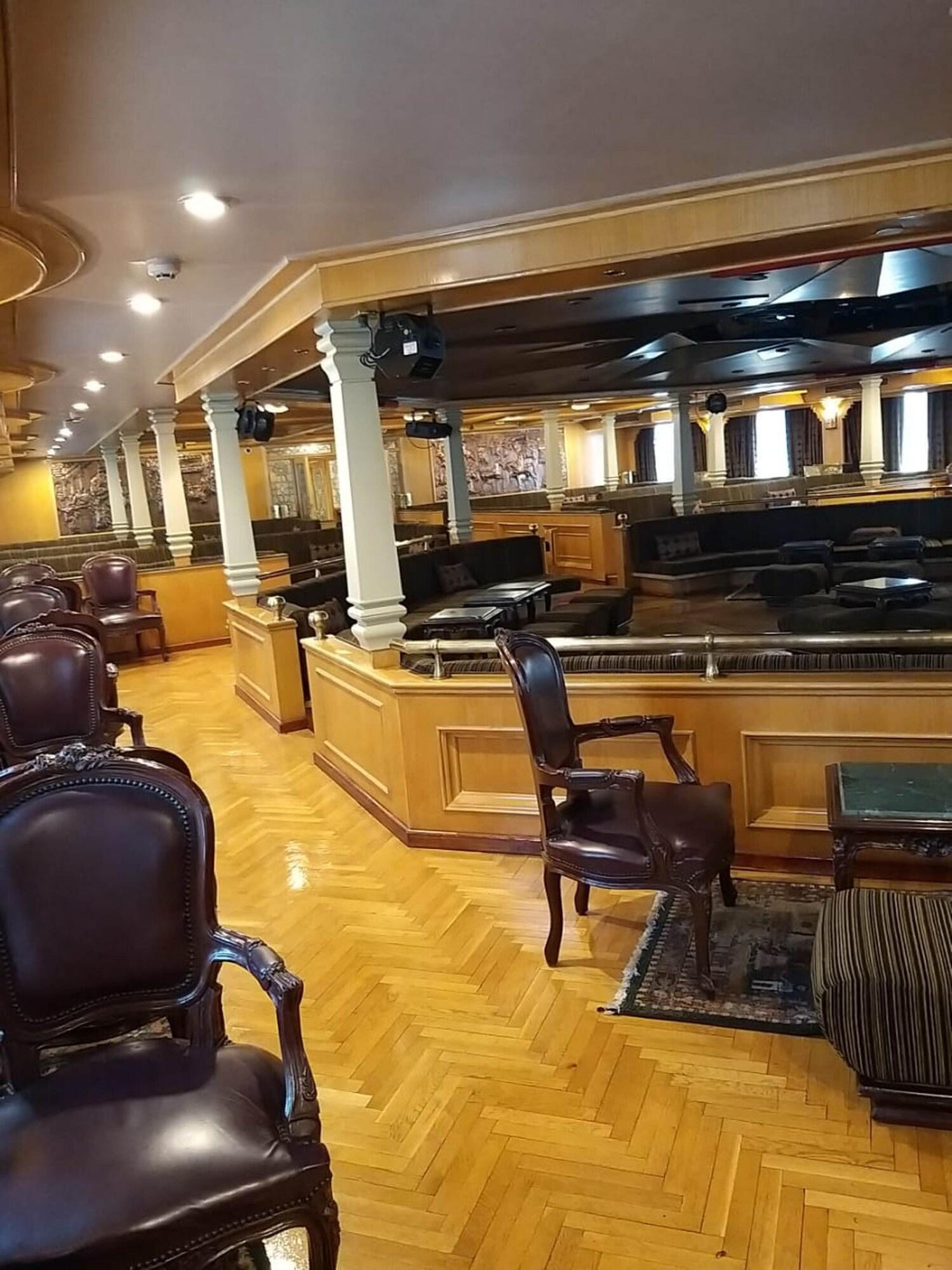 Gimnasio MS King Tut I Nile Cruise