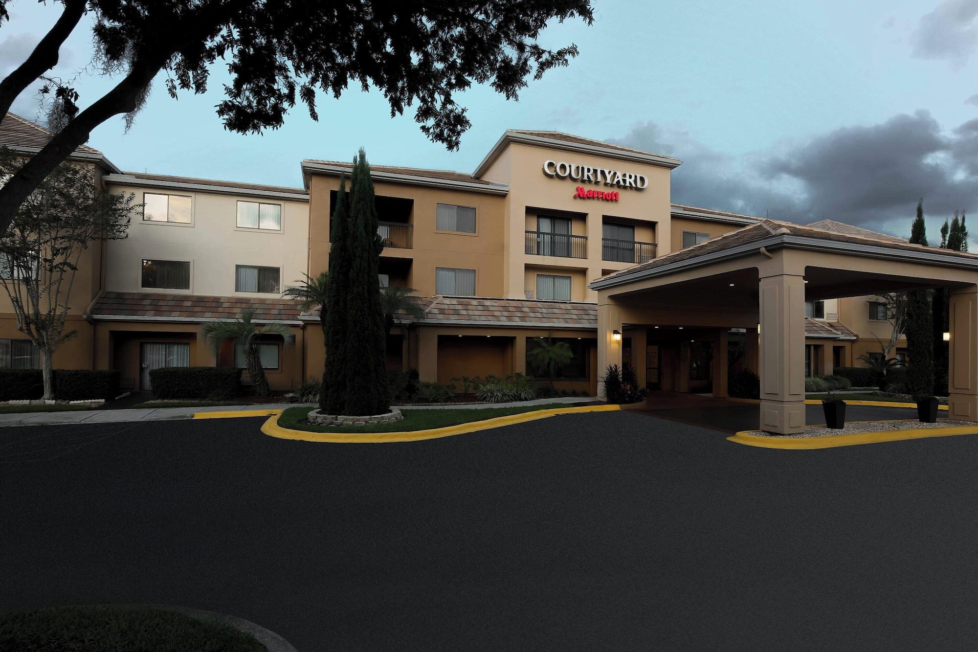 Vista Exterior Courtyard by Marriott Orlando Lake Mary/North