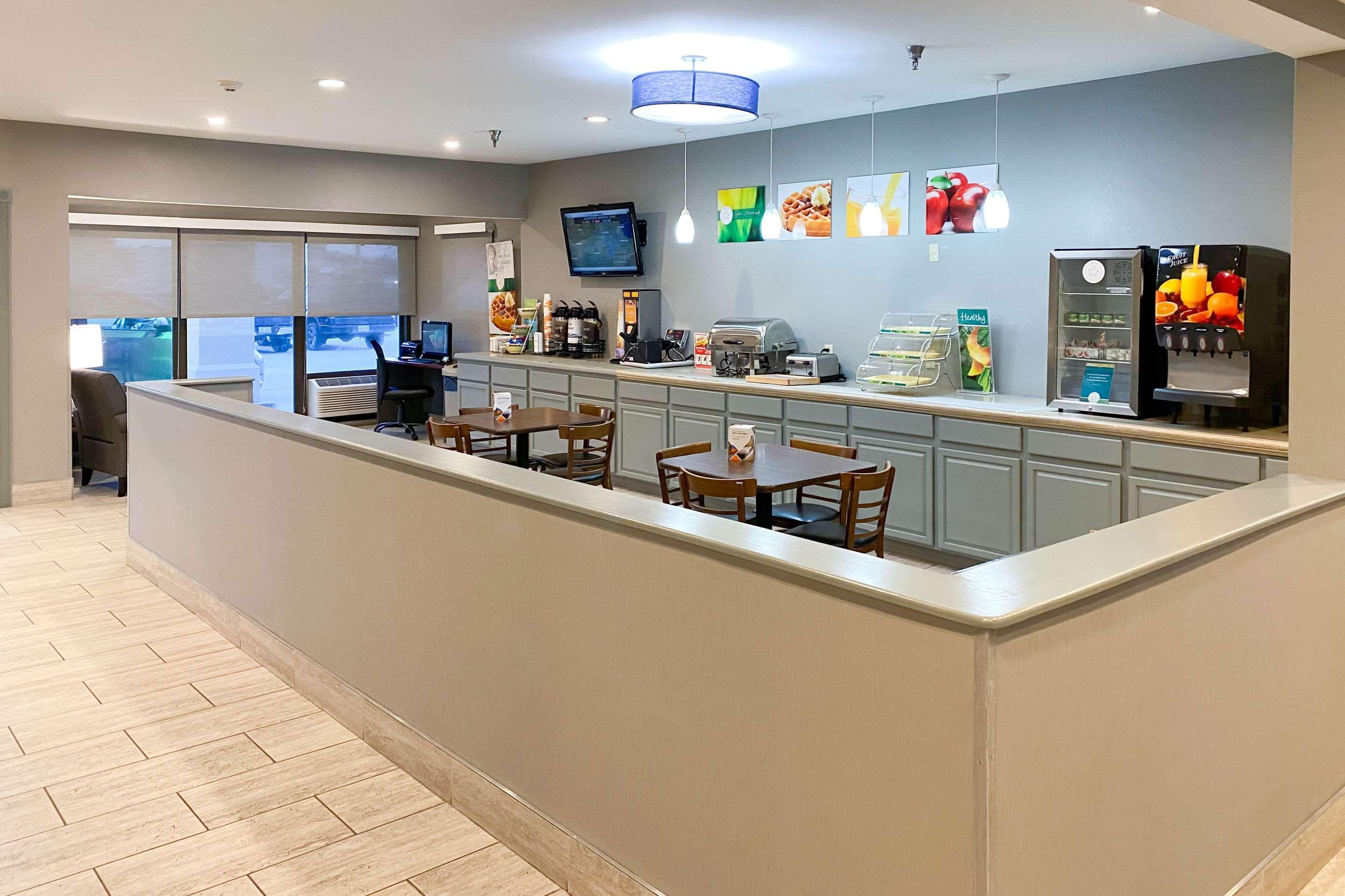 Restaurant Quality Inn Michigan City South