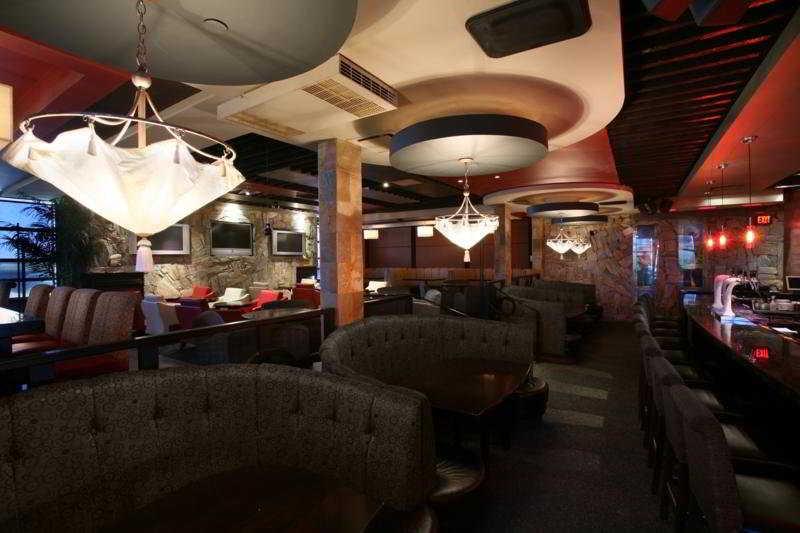 Bar/Salón Sandman Hotel Calgary Airport
