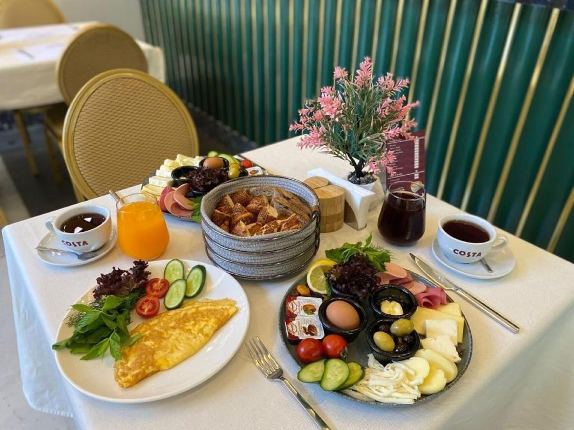 Restaurant The Gate Hotels Kadıköy Downtown