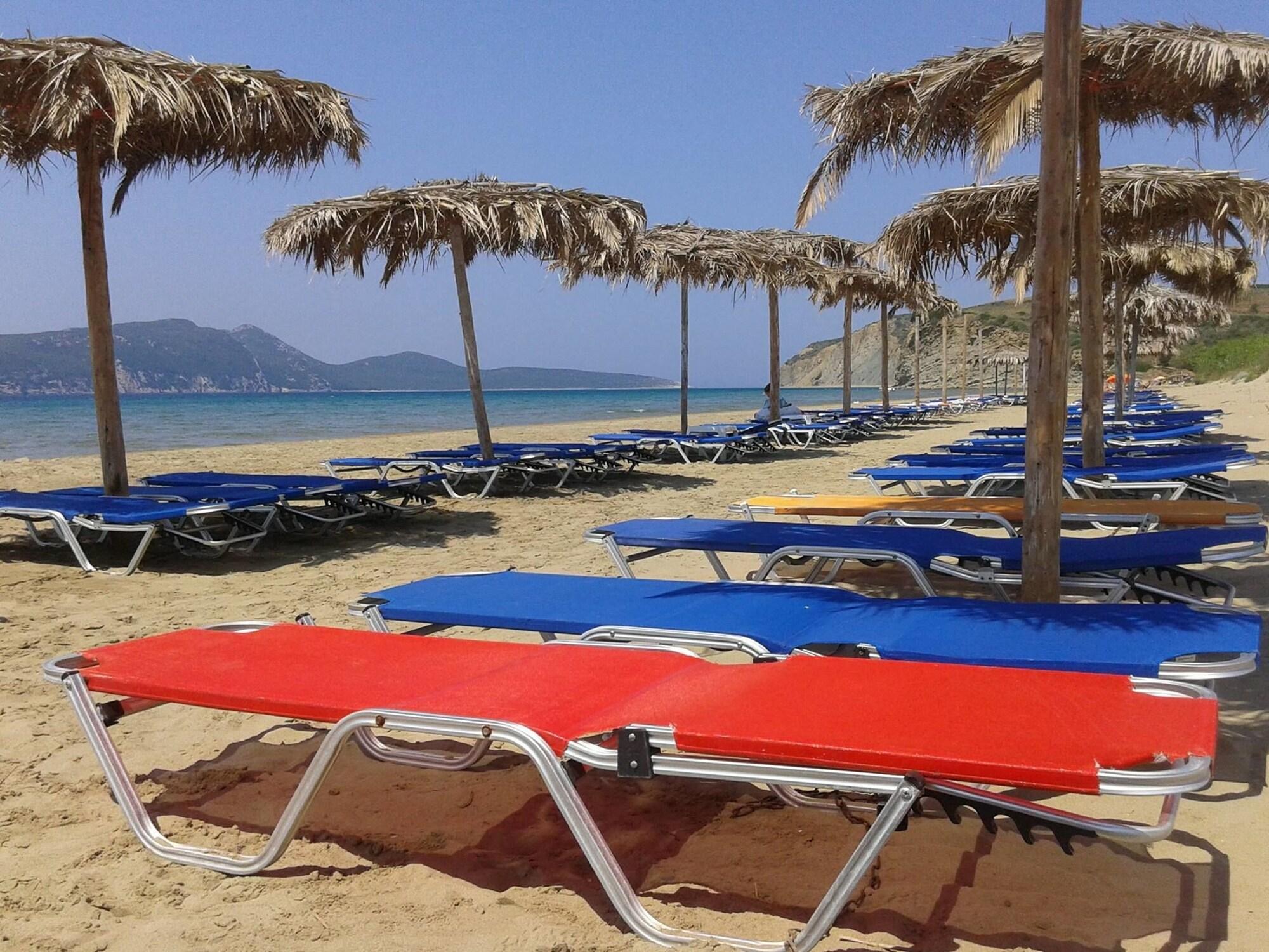 Playa Finiki Plaza