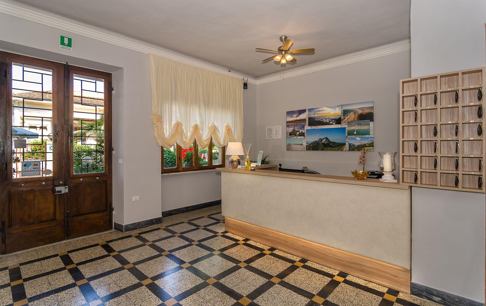 Vista Lobby Giardino