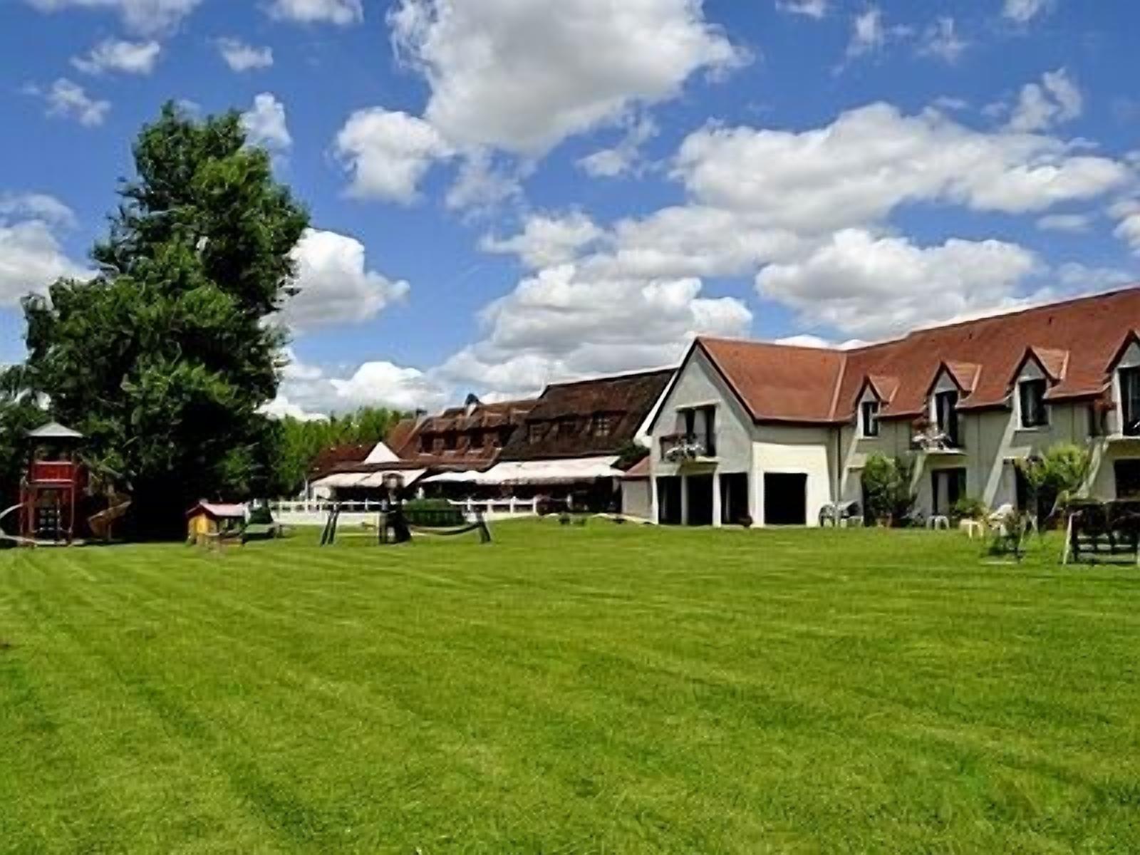 Varios Le Relais de Pouilly