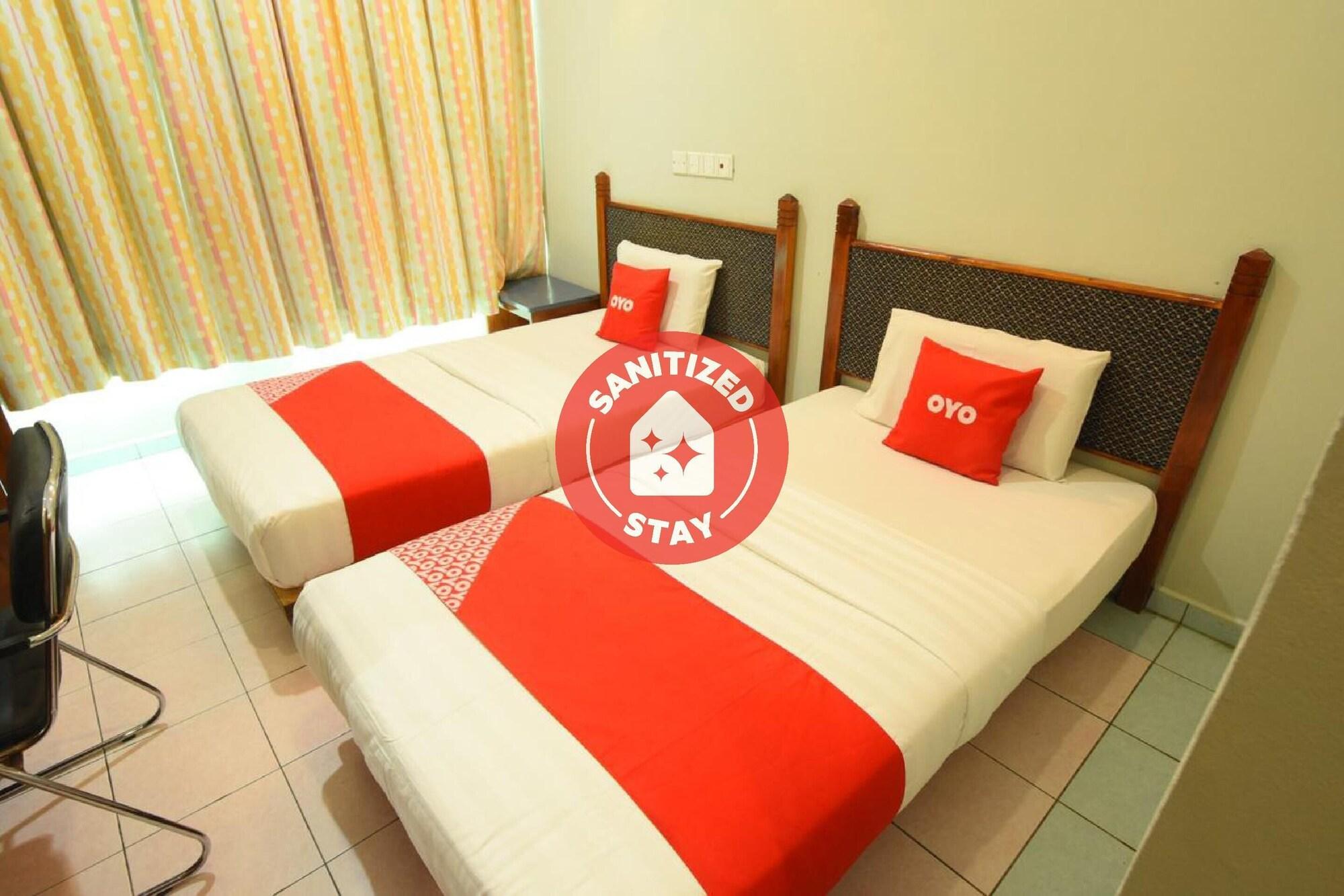 Varios OYO 89642 Highway Inn