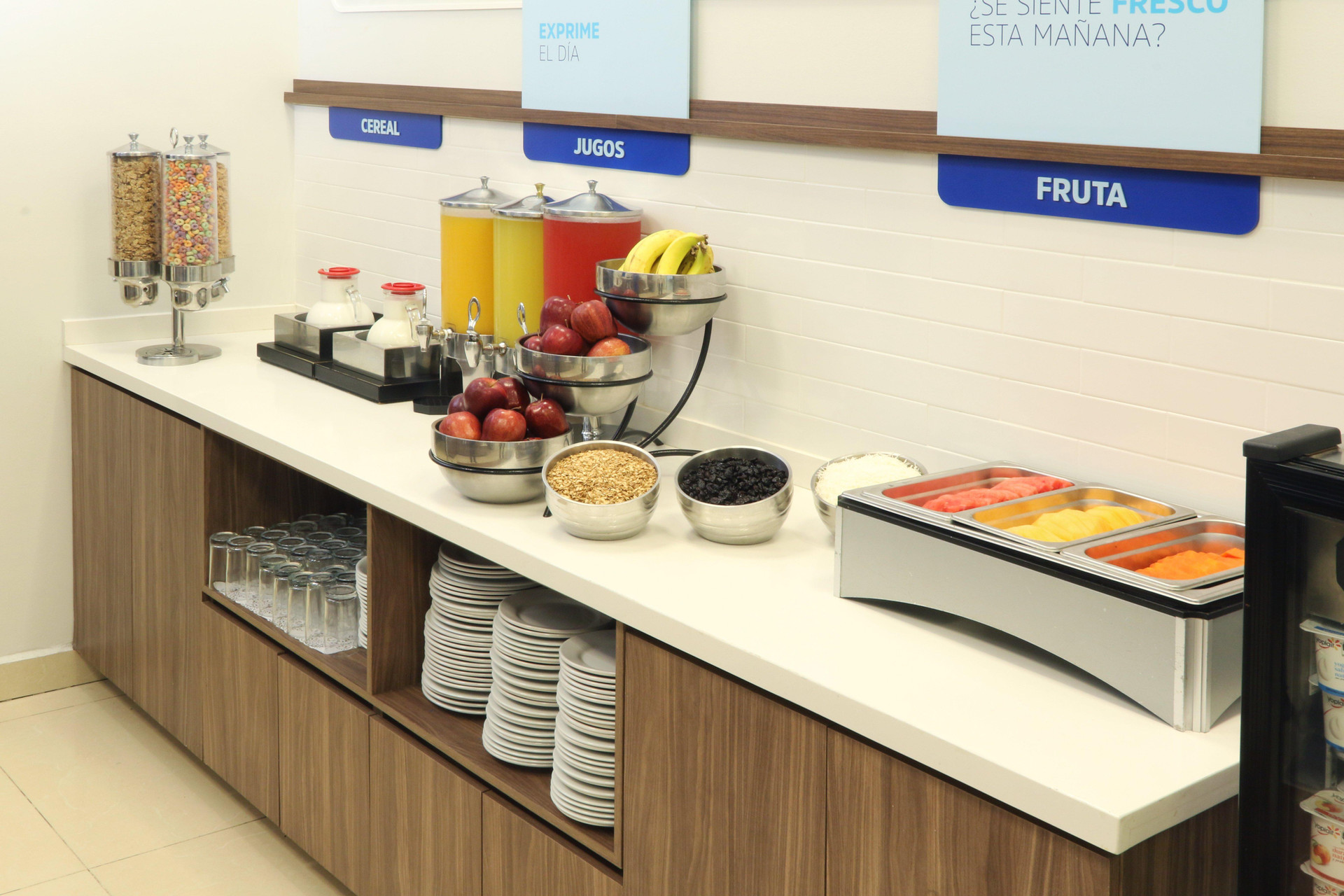 Restaurant Holiday Inn Express Manzanillo by IHG