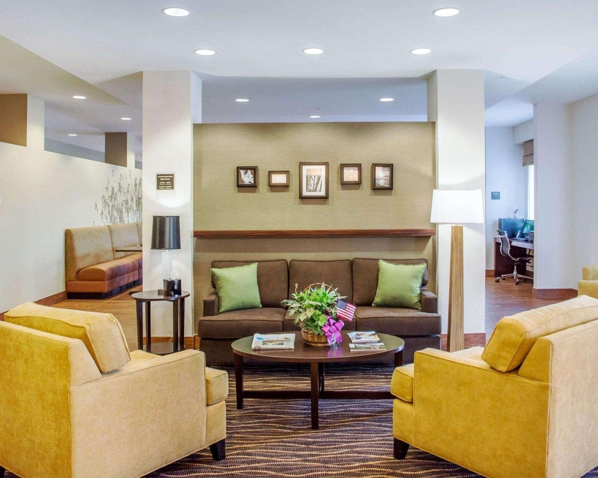 Vista Lobby Sleep Inn & Suites