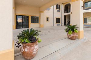 Alojamiento - Scottish Inns & Suites