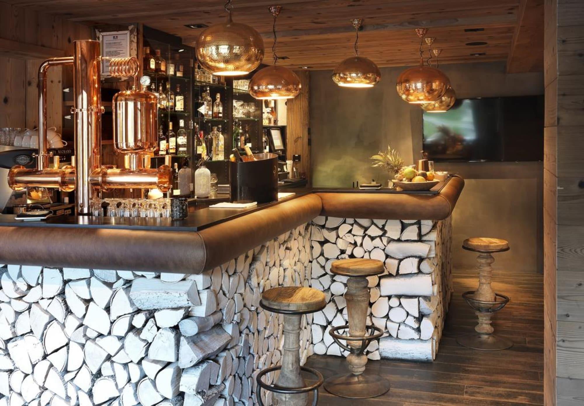 Bar/Salón Le M de Megève