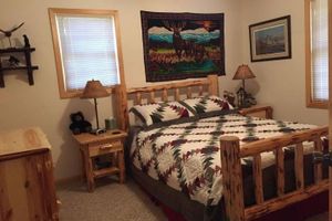 Alquiler Vacacional - Lakefront home ice fishing snowmobile  trail access with beautiful sunrise view