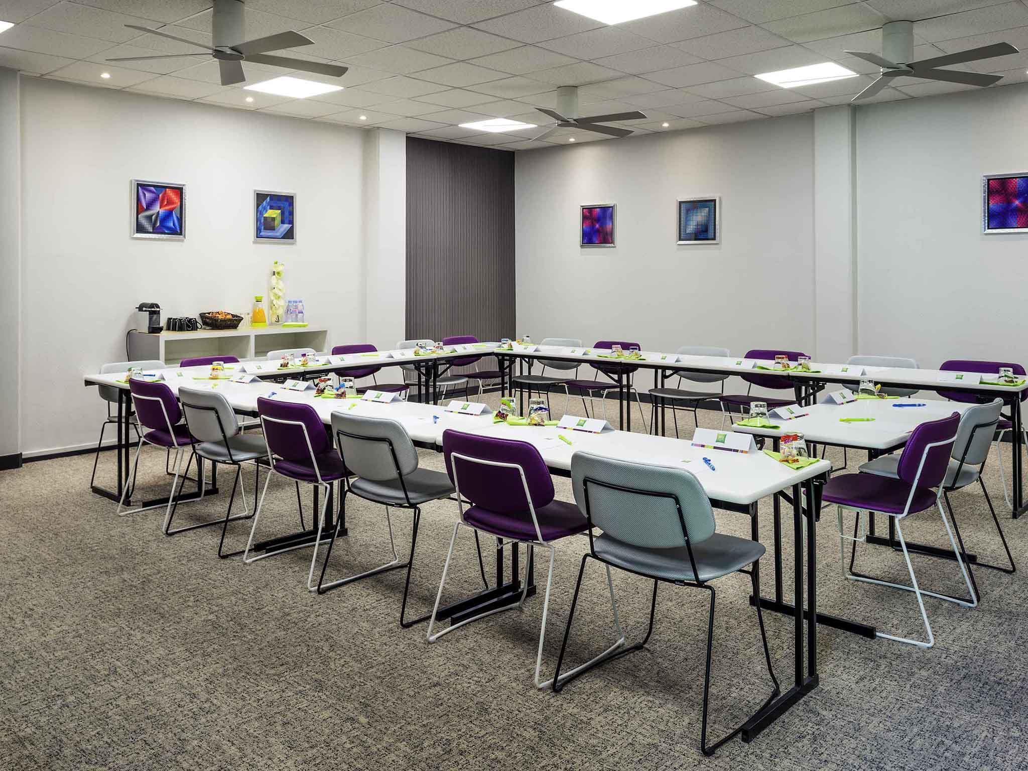 Sala de Reuniones ibis Styles Antony Paris Sud