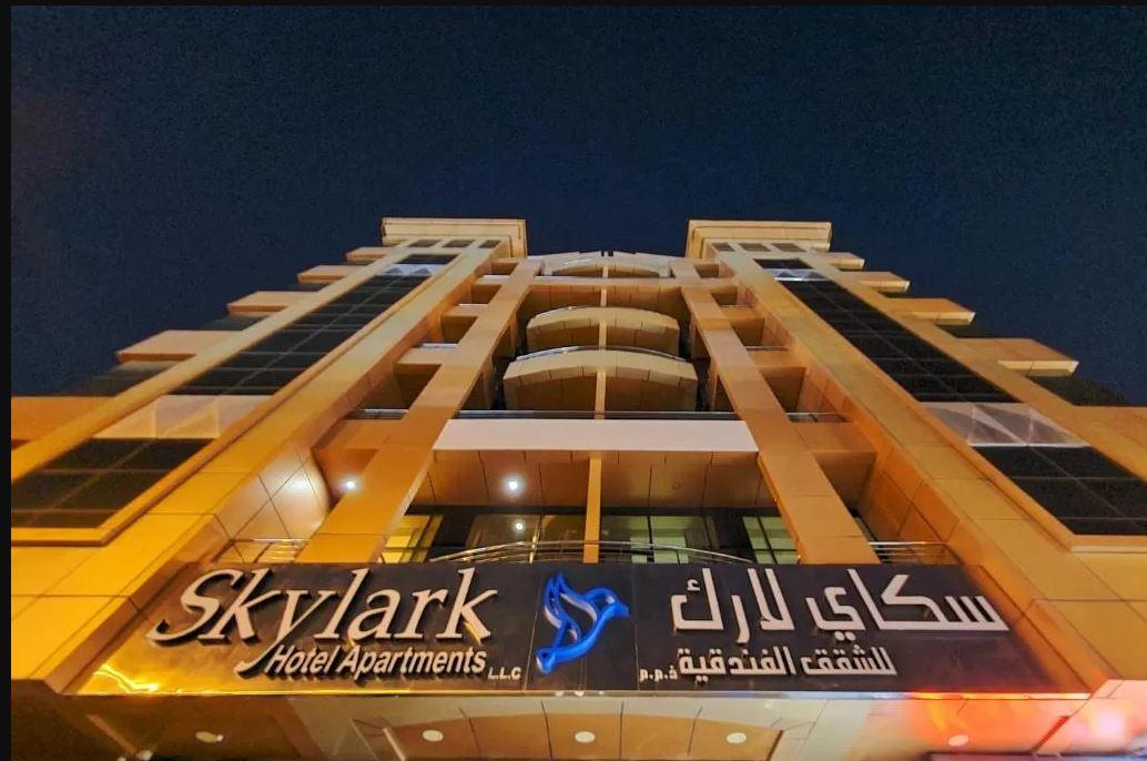 Vista Exterior Skylark Hotel Apartments
