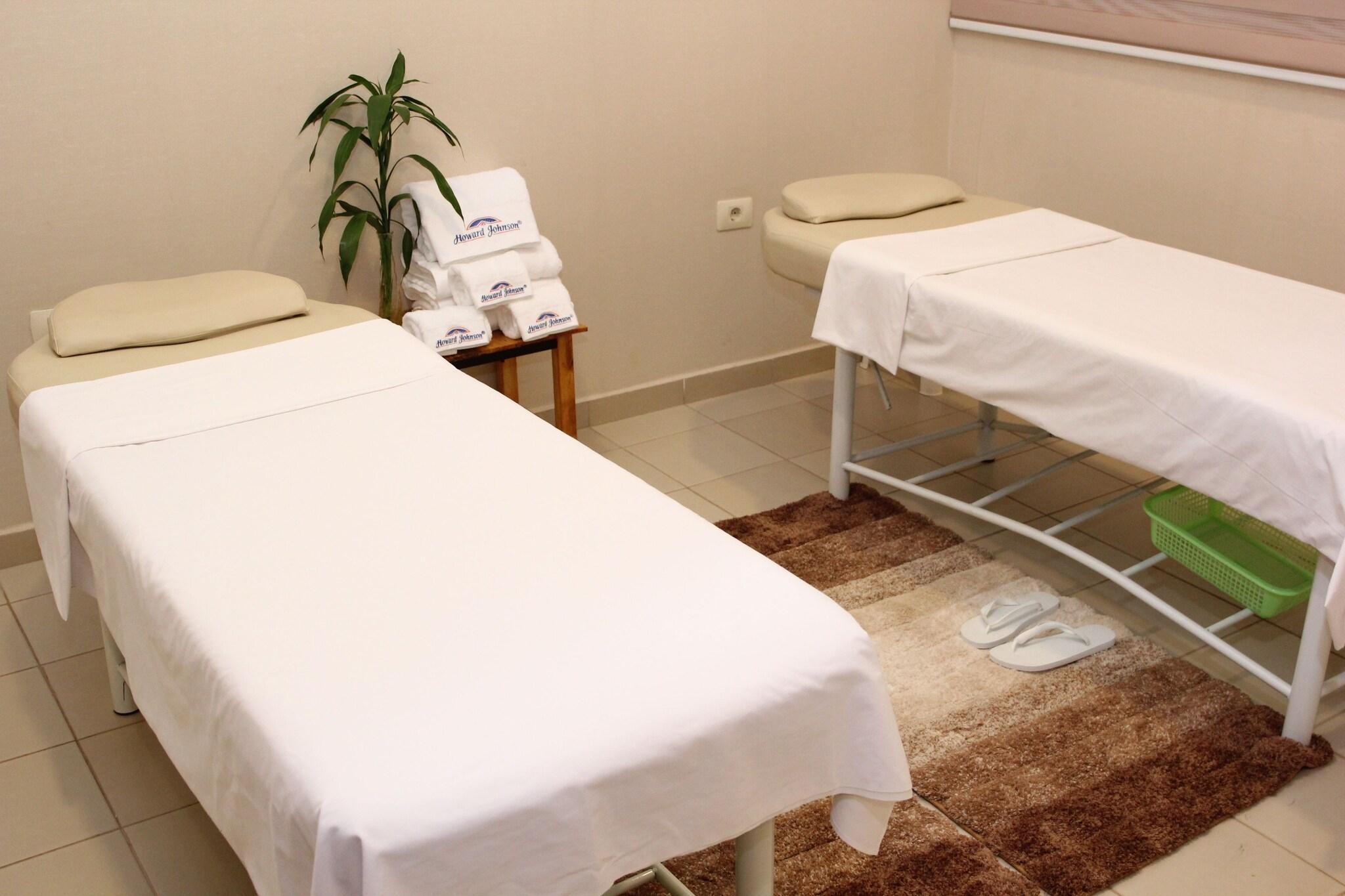 Instalaciones Recreativas Howard Johnson Ciudad del Este