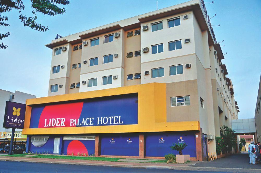 Vista Exterior Líder Palace
