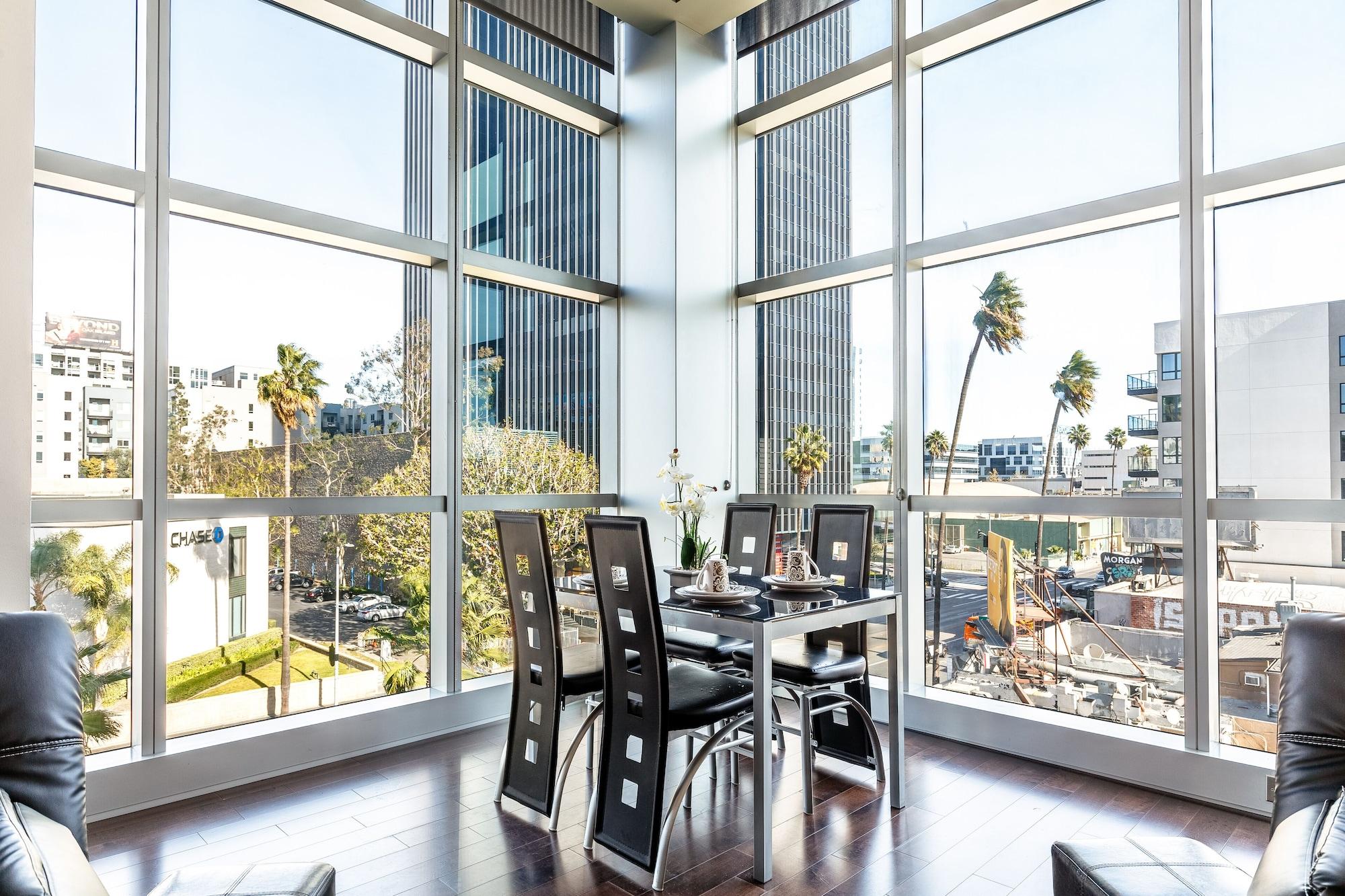 Varios Heaven on Hollywood Furnished Apts - Vine