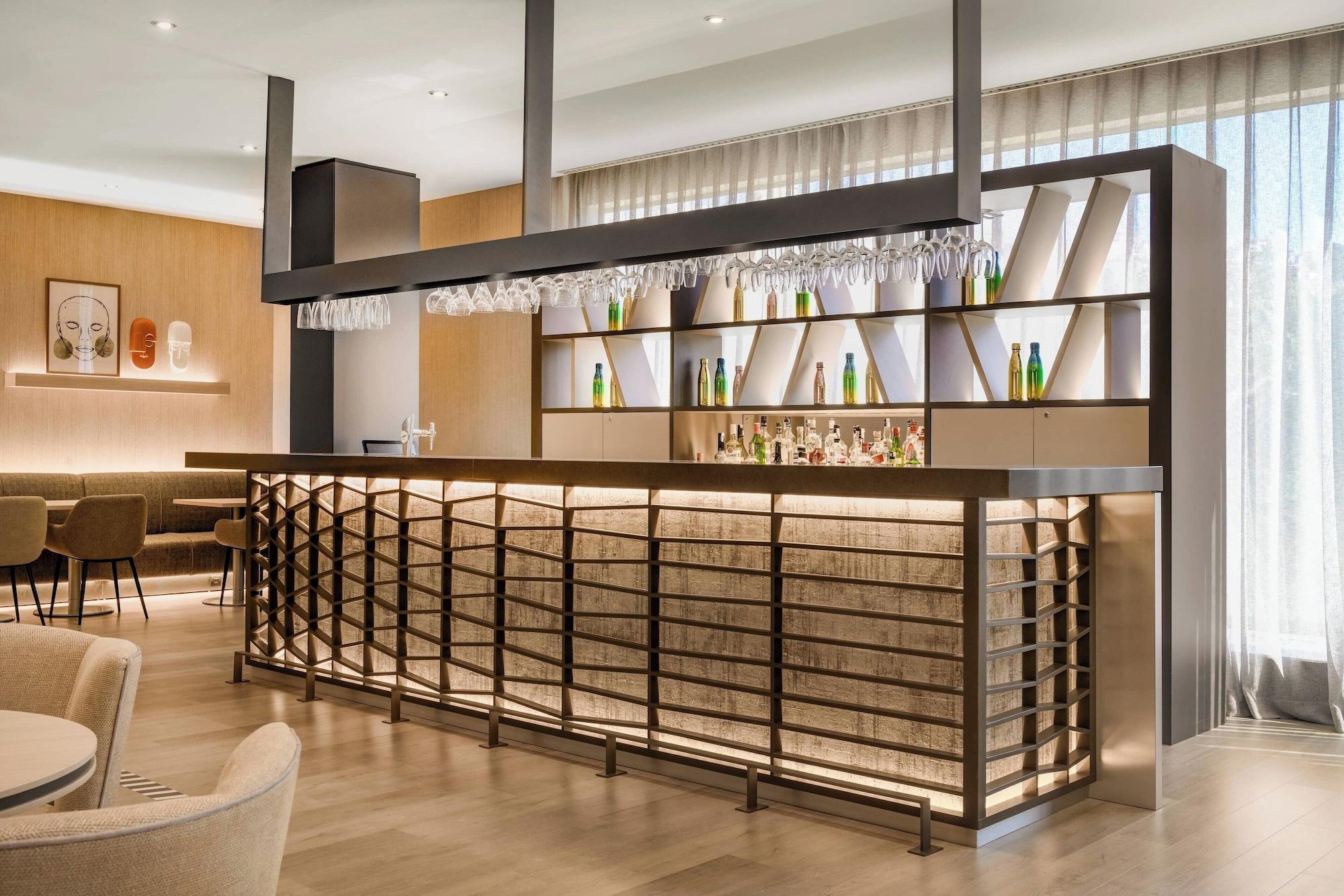 Bar/Salón AC Hotel Tarragona by Marriott