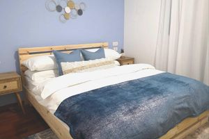 Alquiler Vacacional - “The Wind of the Waves” - a luxury seaside vacation, The building has a year-round indoor pool, gym, sauna and jacuzzi (in winter). The beach is 1 minute walk away, and the marina recreation complex is also next to the apartment.