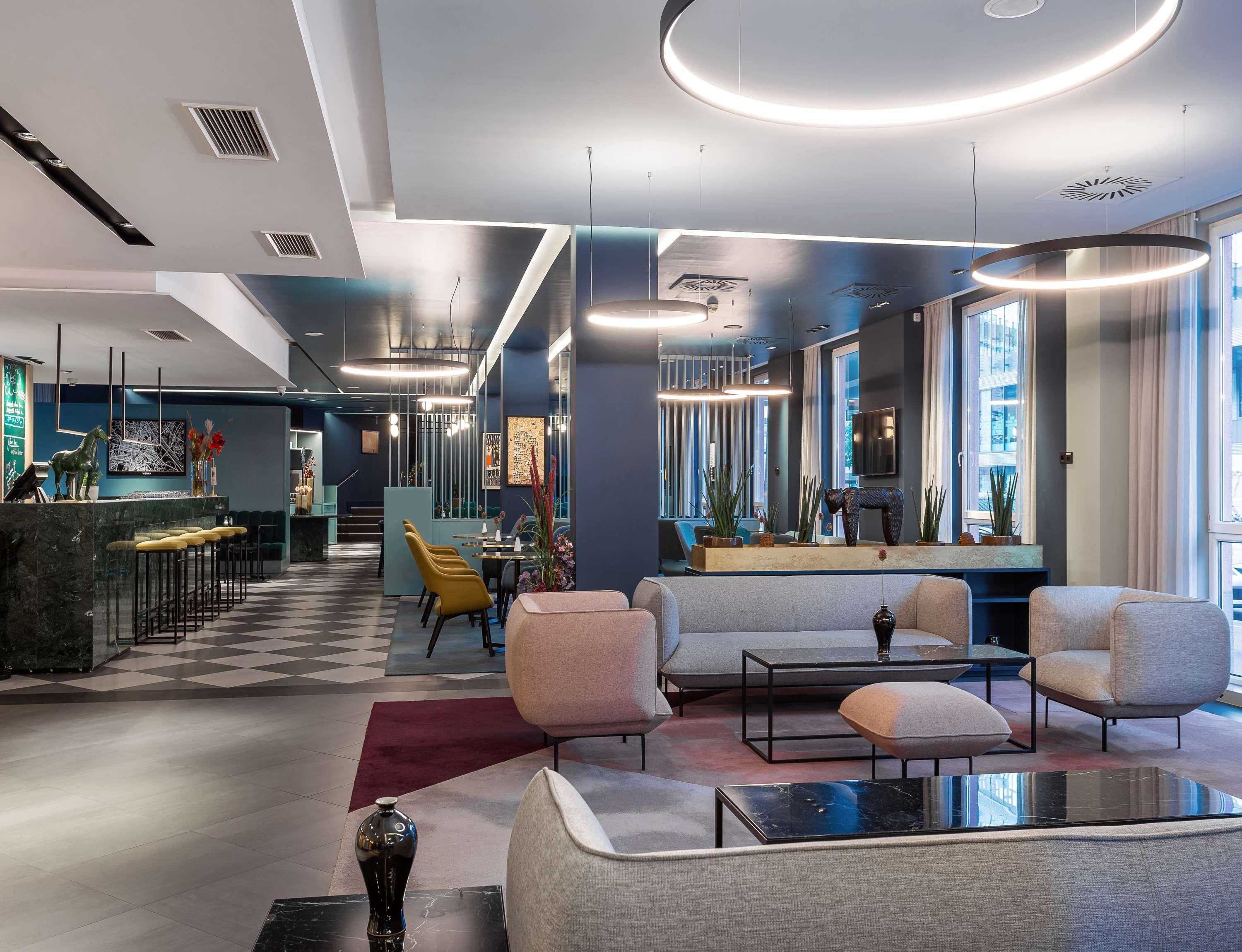 Vista Lobby Premier Inn Wien City Hauptbahnhof