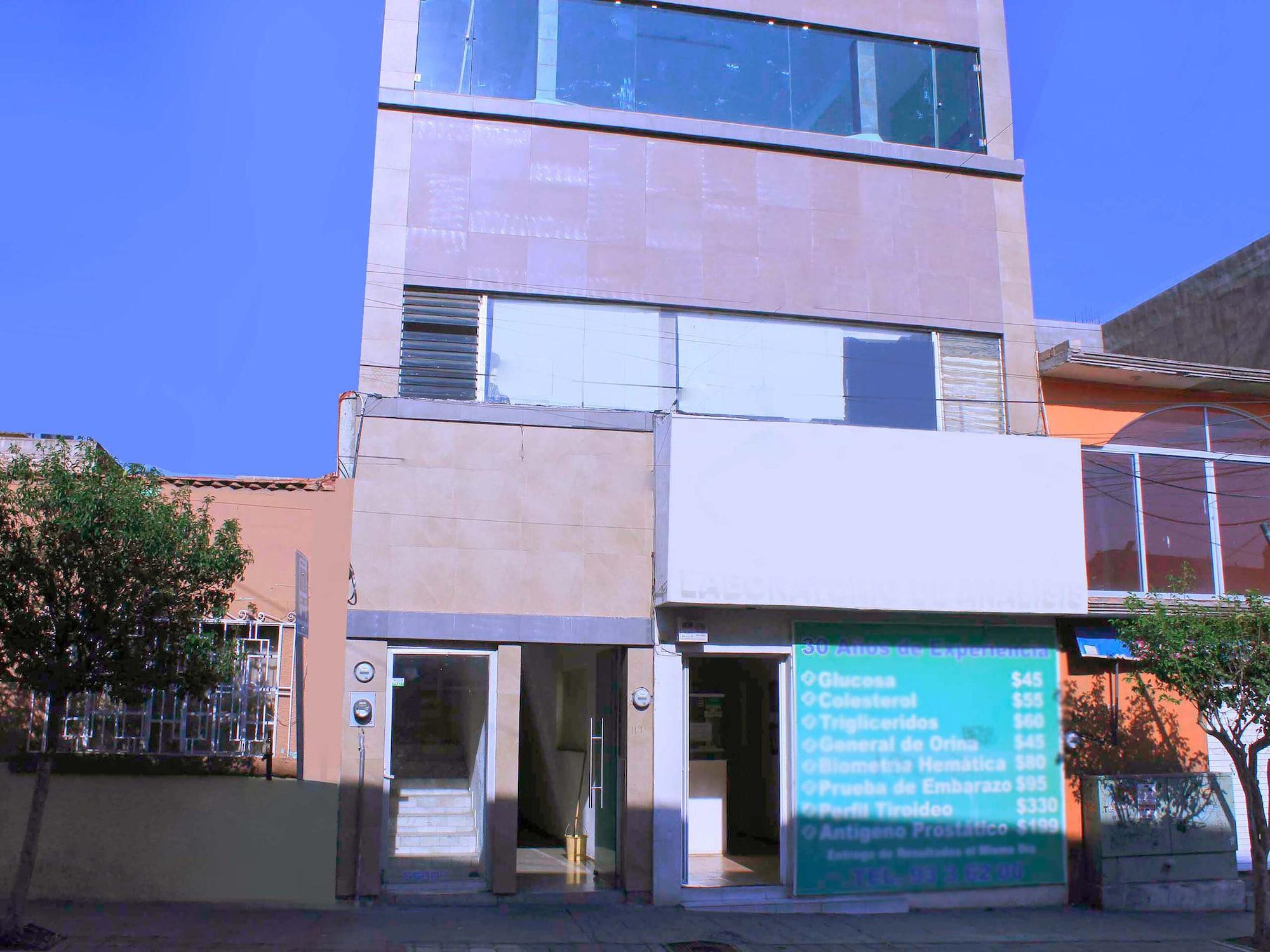 Vista Exterior Ana Hotels