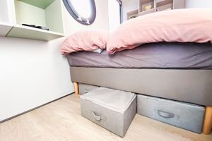 Alquiler Vacacional - Luxury houseboat with many extras included