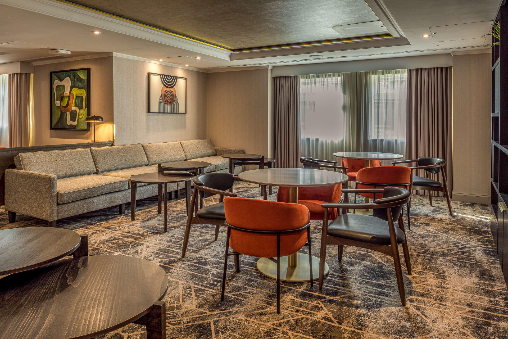 Vista Lobby Hilton London Watford