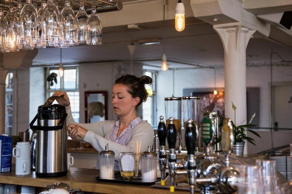 Restaurant Sleep in Heaven hostel & bar