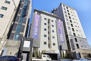 Alojamiento - Hotel Dalsalon